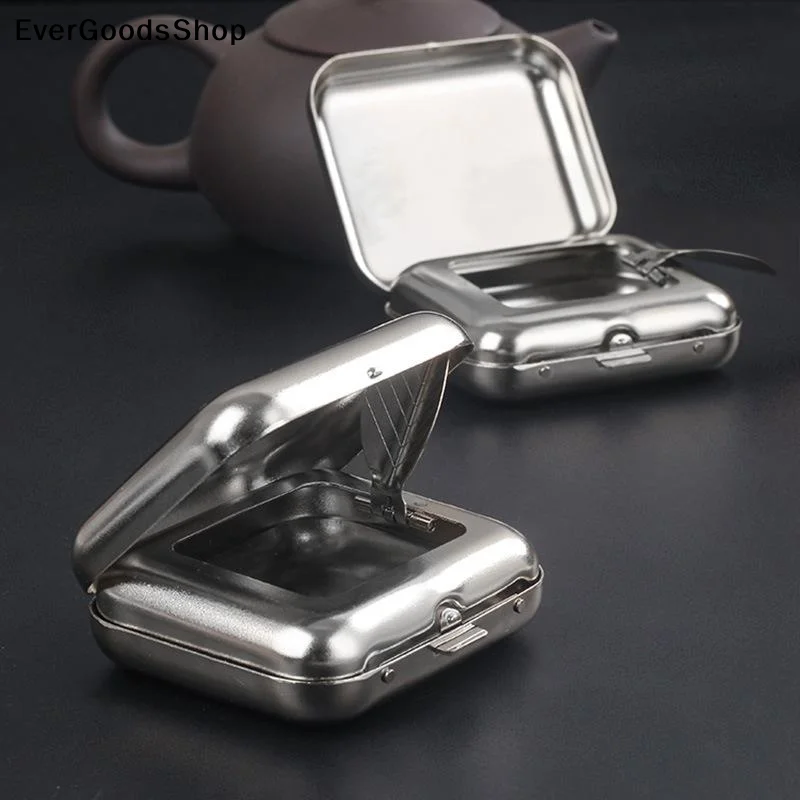 ✦ Mini Metal Ashtray For Car And Travel - Pocket Leak-Proof Ashtray Portable Outdoor Cigarette Case Accessory
✦ Mini Metal Ashtray For Car And Travel - Pocket Leak-Proof Ashtray Portable Outdoor Cigarette Case Accessory