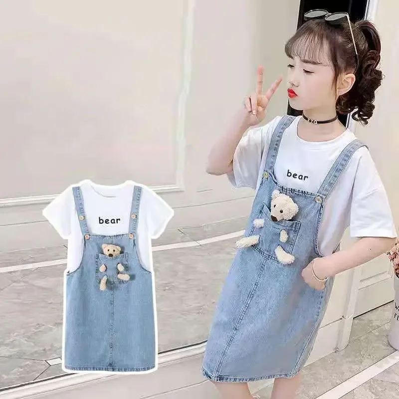 2023 Summer Girls Jeans Dresses Kids Girl Bear T-shirt+ Strappy Dress 2pcs Suit New Children Short Sleeved Top Clothing Set
2023 Summer Girls Jeans Dresses Kids Girl Bear T-shirt+ Strappy Dress 2pcs Suit New Children Short Sleeved Top Clothing Set