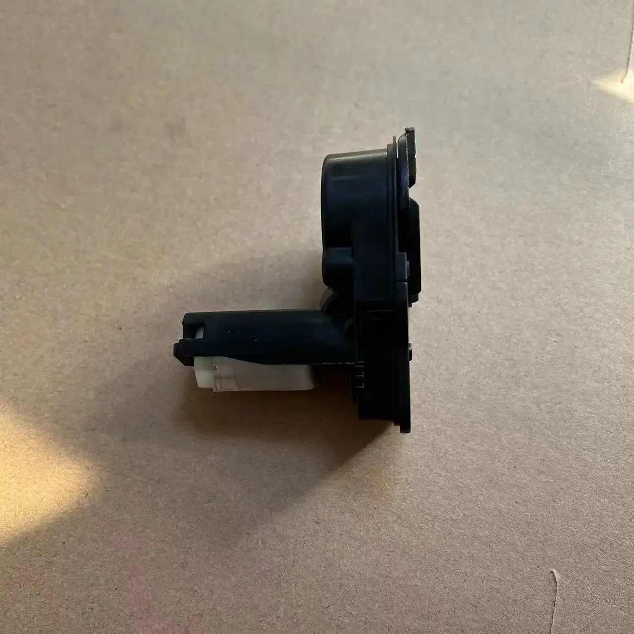 Car Rearview Mirror Folding Motor Left and Right Electric Folding Mirror Motor for Peugeot 408 508 C4L C5 3008
Car Rearview Mirror Folding Motor Left and Right Electric Folding Mirror Motor for Peugeot 408 508 C4L C5 3008
