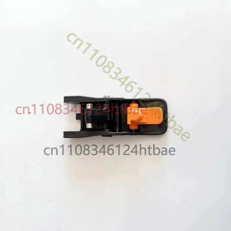 For DJI T100 Agricultural Drone Arm Fold Latch Kit 001099.01 Original Repair Accessories
For DJI T100 Agricultural Drone Arm Fold Latch Kit 001099.01 Original Repair Accessories