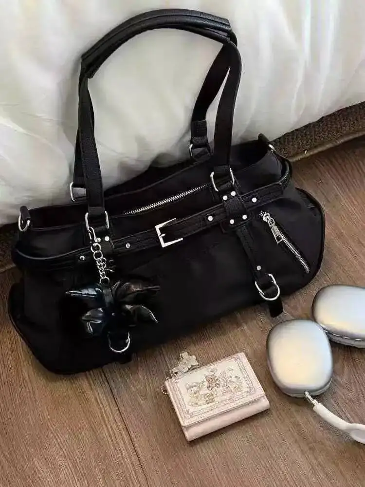 Bloom Haruku Leopard Print Y2k Shoulder Bags Women Hot Girls Nylon Cute Handbag Ladies Vintage Tote Underarm Bag Aesthetic
Bloom Haruku Leopard Print Y2k Shoulder Bags Women Hot Girls Nylon Cute Handbag Ladies Vintage Tote Underarm Bag Aesthetic