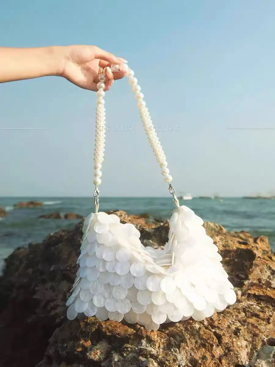 Luxury Designer Pearl Beaded Women Handbag Fashion Shell Case Woven Handmade Clutch Purse Beads Beading Shoulder Underarm Bag
Luxury Designer Pearl Beaded Women Handbag Fashion Shell Case Woven Handmade Clutch Purse Beads Beading Shoulder Underarm Bag
