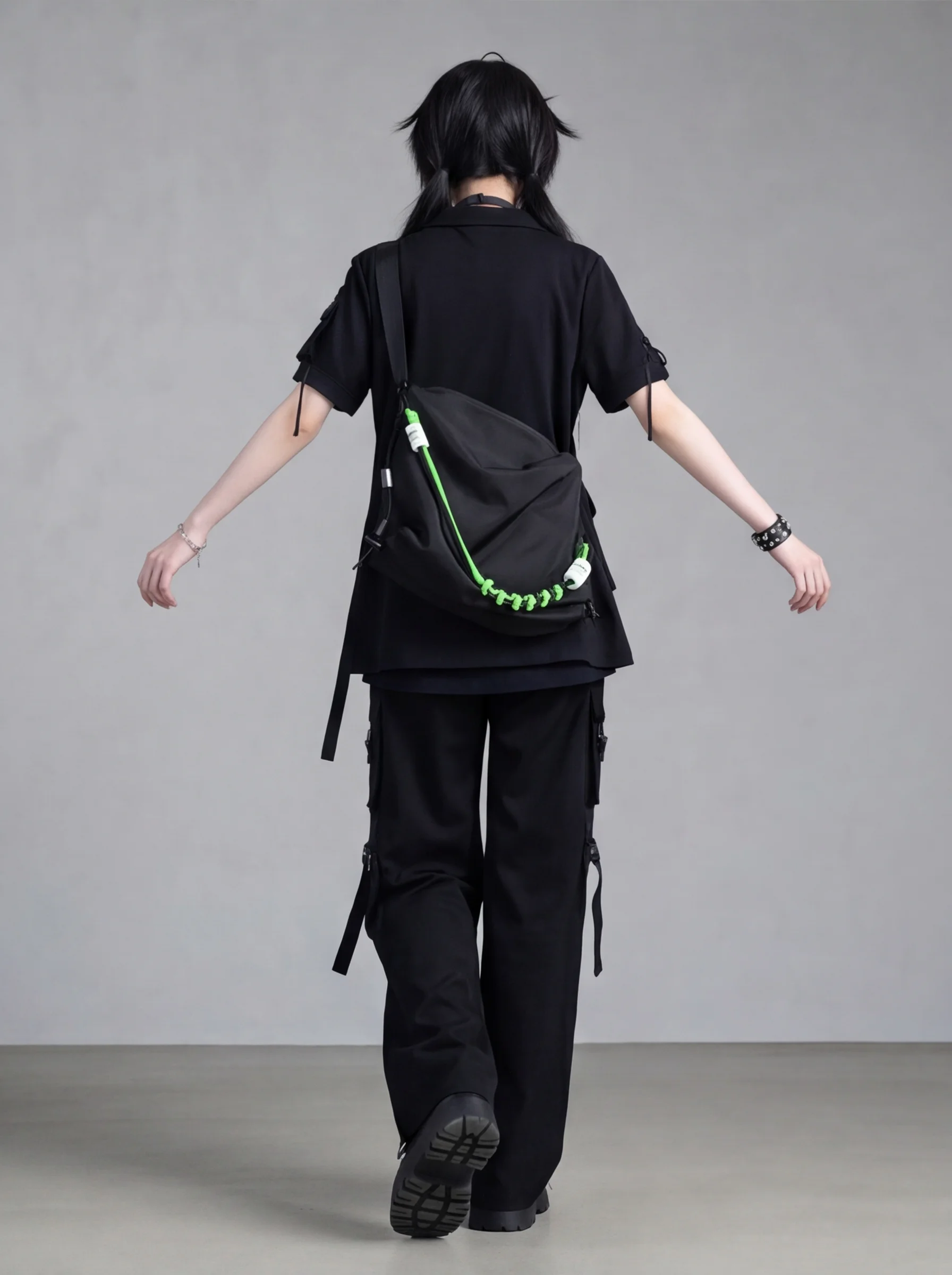 YONAIGA Original Design Lightweight Waterproof Nylon Crossbody Bag Unisex Single Shoulder Sling Bag Functional Workwear Backpack
YONAIGA Original Design Lightweight Waterproof Nylon Crossbody Bag Unisex Single Shoulder Sling Bag Functional Workwear Backpack