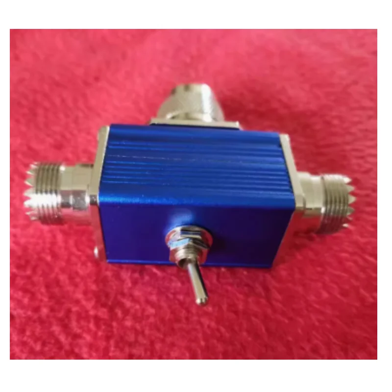Antenna change-over switch, manual antenna change-over switch, outdoor dual antenna change-over switch of walkie talkie platform
Antenna change-over switch, manual antenna change-over switch, outdoor dual antenna change-over switch of walkie talkie platform