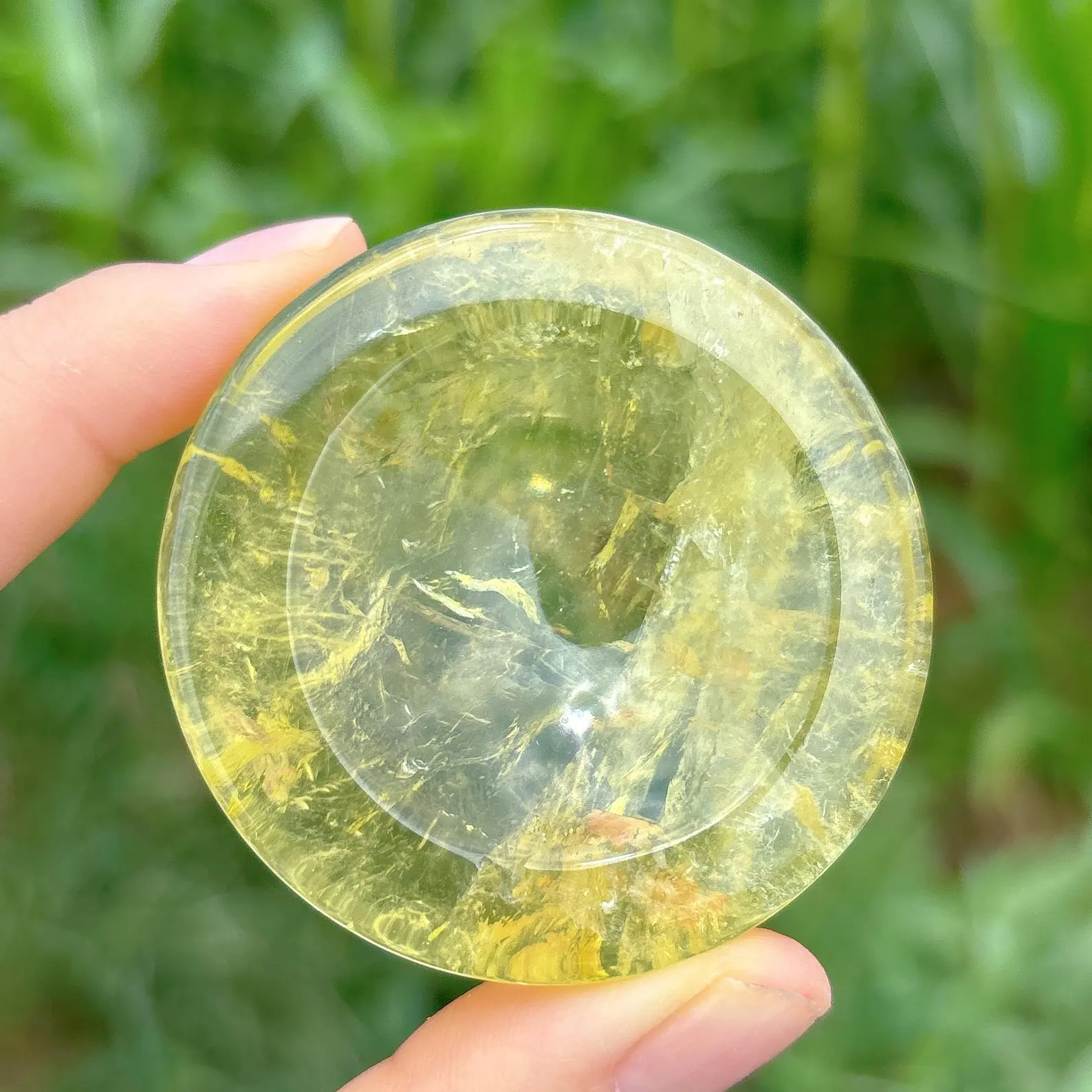 Natural Citrine Small Bowl Carving, Hand Polished Crystal Craft, Healing Mineral Stone Home Desktop Decor Art Ornament Gift
Natural Citrine Small Bowl Carving, Hand Polished Crystal Craft, Healing Mineral Stone Home Desktop Decor Art Ornament Gift