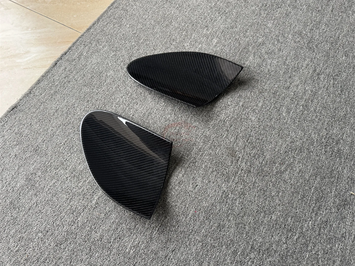 High-quality N Style Dry Carbon Fiber Rear Ventilation Intake Cover for McLaren GT
High-quality N Style Dry Carbon Fiber Rear Ventilation Intake Cover for McLaren GT