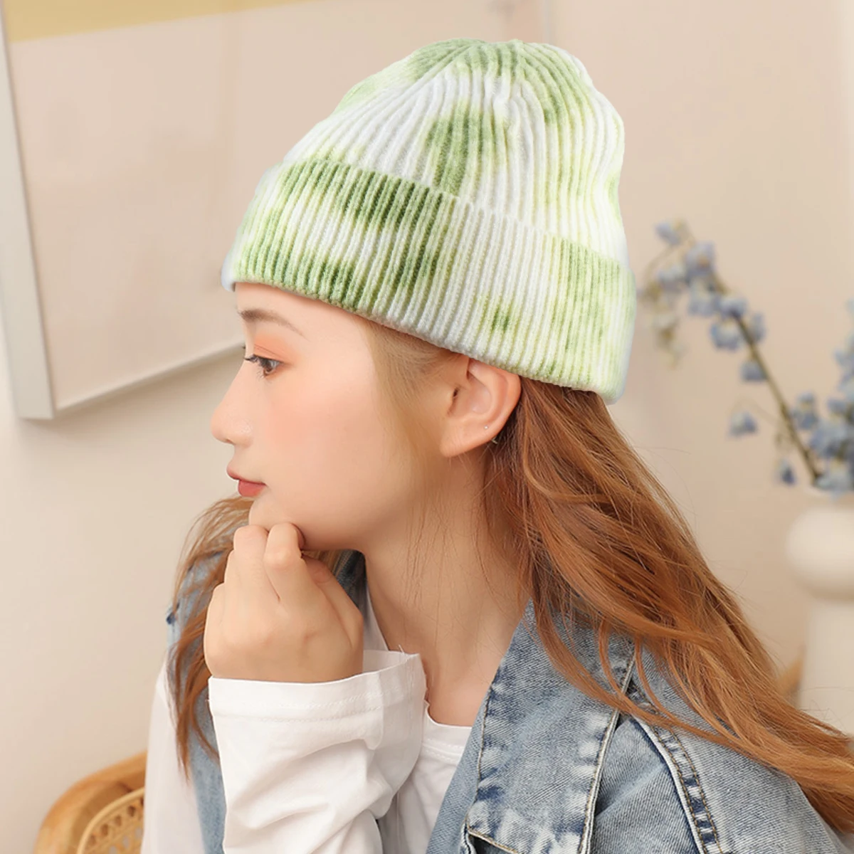 Knitted Hat Soft White Brim Wool Headgear Loose Beanie Ski Cap Women Fashion Durable Elastic Winter Hat Accessory
Knitted Hat Soft White Brim Wool Headgear Loose Beanie Ski Cap Women Fashion Durable Elastic Winter Hat Accessory