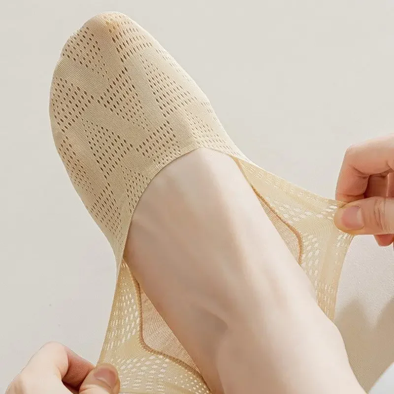 Women's Summer Socks Thin Mesh Non-Slip Invisibility Boat Socks Cotton Sole Short High-Heeled Shoes Low Tube Stockings for Women
Women's Summer Socks Thin Mesh Non-Slip Invisibility Boat Socks Cotton Sole Short High-Heeled Shoes Low Tube Stockings for Women