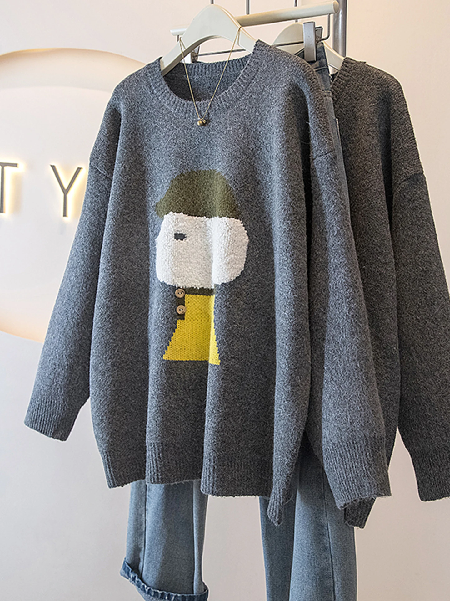 Вязаный свитер Laid-ba с вышивкой мультяшной собаки, женский, осенне-зимний, больших размеров, свободный, стройнящий, средней длины, для повседневной носки
Вязаный свитер Laid-ba с вышивкой мультяшной собаки, женский, осенне-зимний, больших размеров, свободный, стройнящий, средней длины, для повседневной носки