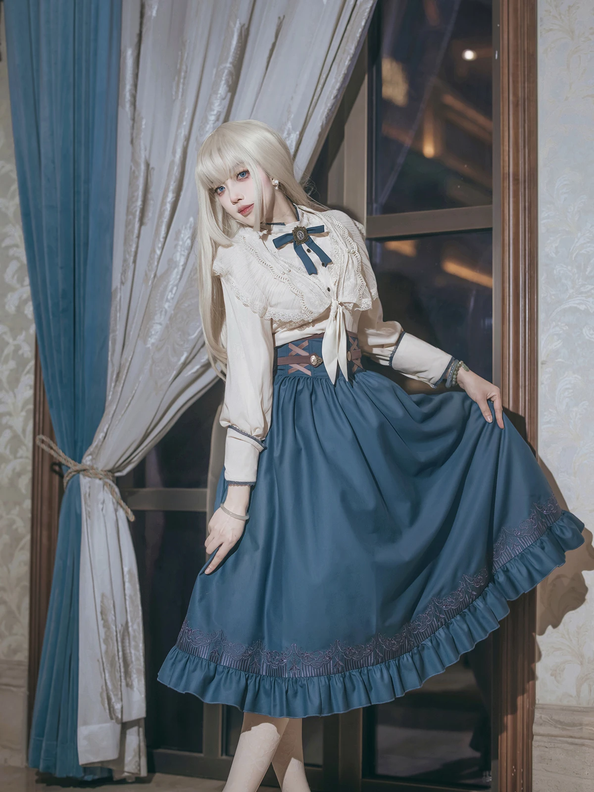 Lolita Girls' British College Style Lolita Long Sleeve Shirt Half Skirt Daily Sweet Set Lolita Girls' Tea Party Costume
Lolita Girls' British College Style Lolita Long Sleeve Shirt Half Skirt Daily Sweet Set Lolita Girls' Tea Party Costume