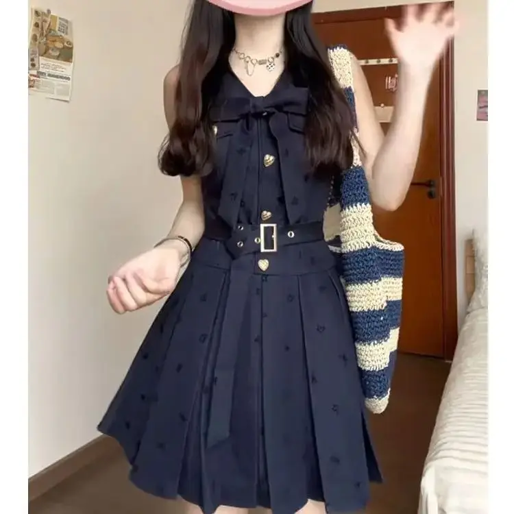 Japan Sleeveless Lapel Bow Waist Pleated Dress Preppy Style Short Skirt 2026 New
Japan Sleeveless Lapel Bow Waist Pleated Dress Preppy Style Short Skirt 2026 New