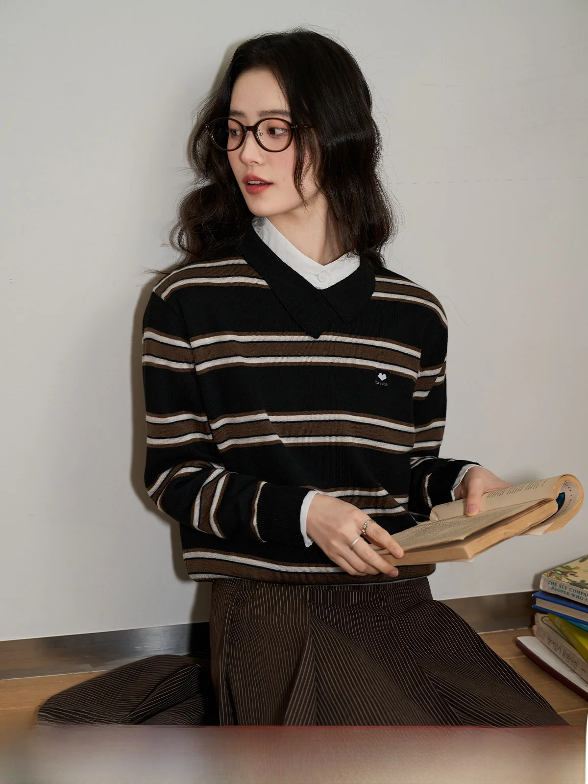 Свободный женский вязаный свитер с длинным рукавом, весна 2026, новинка, с круглым вырезом, базовый слой, внутренняя одежда, повседневный топ
Свободный женский вязаный свитер с длинным рукавом, весна 2026, новинка, с круглым вырезом, базовый слой, внутренняя одежда, повседневный топ