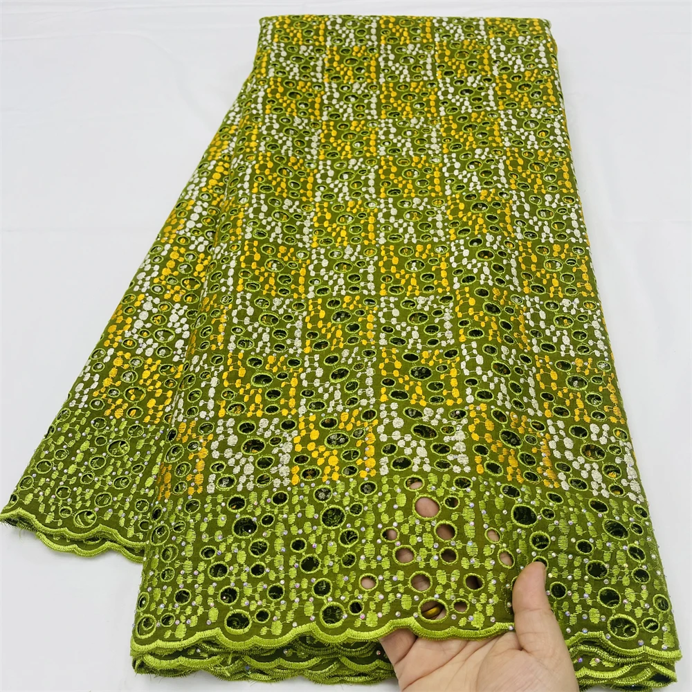 Nigerian Swiss Voile Lace Fabric with 3D Flower Applique And Stones Super Quality African Wedding Dress Lace 2026
Nigerian Swiss Voile Lace Fabric with 3D Flower Applique And Stones Super Quality African Wedding Dress Lace 2026