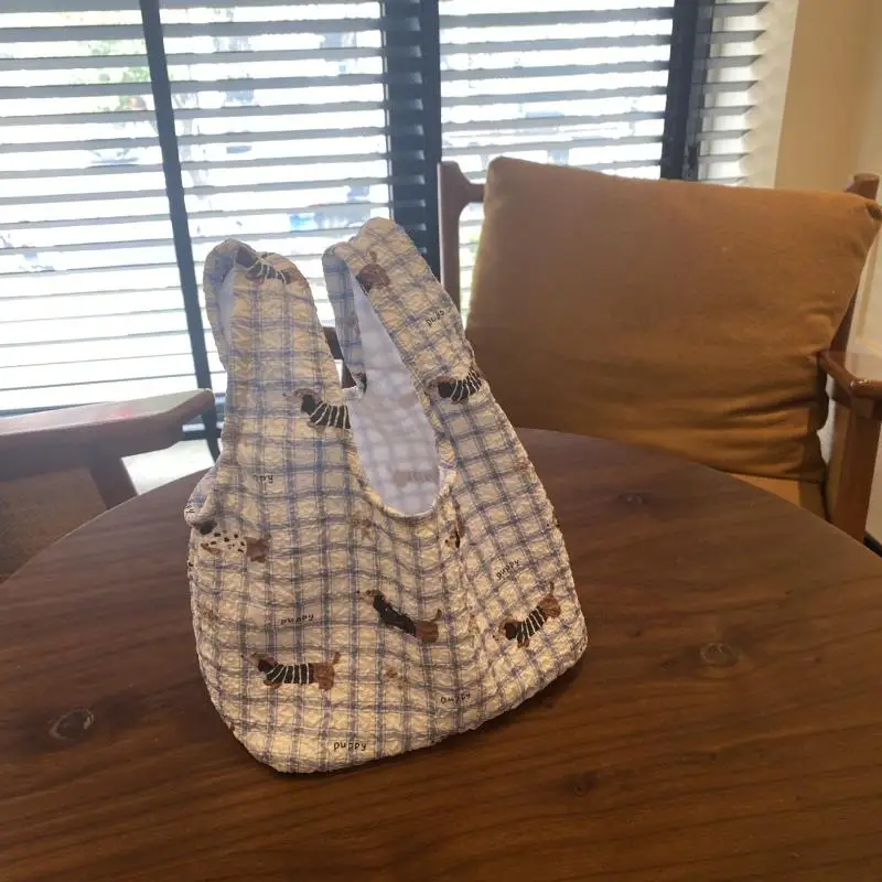 Cartoon Blue Striped Sausage Puppy Printed Handbag Wrist Bag Large Capacity Storage Cosmetic Bags Travel Portable Washing Bags
Cartoon Blue Striped Sausage Puppy Printed Handbag Wrist Bag Large Capacity Storage Cosmetic Bags Travel Portable Washing Bags