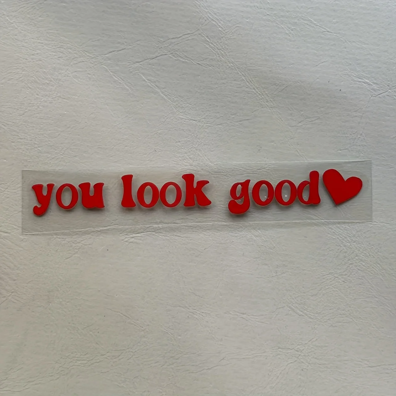 You Look Good" Inspirational Vinyl Car Mirror Decal - Cute Heart & Letter Design, Durable & Easy-to-Apply Self-Adhesive Vinyl
You Look Good" Inspirational Vinyl Car Mirror Decal - Cute Heart & Letter Design, Durable & Easy-to-Apply Self-Adhesive Vinyl