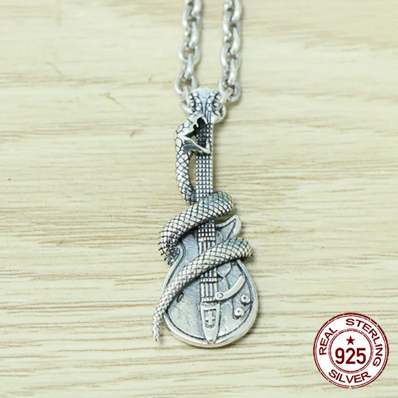 S925 Sterling Silver Pendant Punk Jewelry Personalized Guitar Rock Punk Romantic Pendant Fashion Trendy Jewelry
S925 Sterling Silver Pendant Punk Jewelry Personalized Guitar Rock Punk Romantic Pendant Fashion Trendy Jewelry