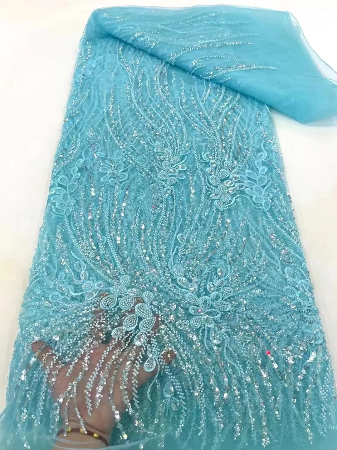 2024 High Quality Beaded Lace Fabrics for Wedding Fabric Material Bridal Lace with Sequins Luxury African Lace Fabric 5 Yards
2024 High Quality Beaded Lace Fabrics for Wedding Fabric Material Bridal Lace with Sequins Luxury African Lace Fabric 5 Yards