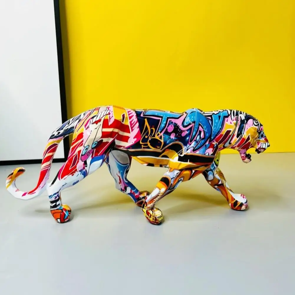 Leopard Desk Decoration Resin Cheetah Statue Colorful Cheetah Resin Statue for Home Office Decor Wild Sculpture for Bookshelf
Leopard Desk Decoration Resin Cheetah Statue Colorful Cheetah Resin Statue for Home Office Decor Wild Sculpture for Bookshelf