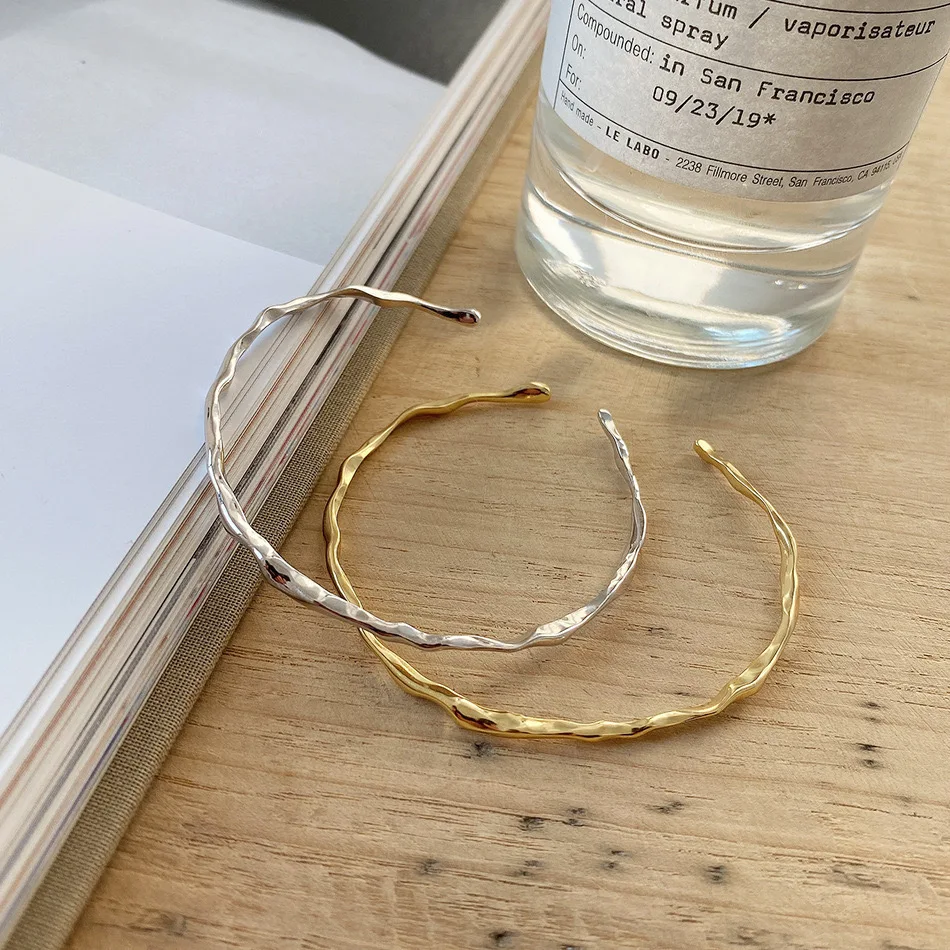 100% Solid 925 Sterling Silver Wave Bracelet for Women Men Vintage Handmade Geometric Simple Gold Bracelets Birthday
100% Solid 925 Sterling Silver Wave Bracelet for Women Men Vintage Handmade Geometric Simple Gold Bracelets Birthday