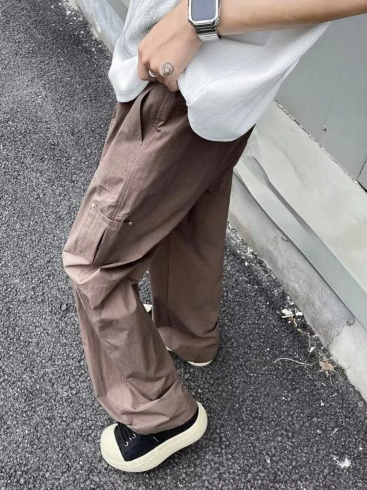 Мужские летние повседневные брюки Browan Slim Fit: быстросохнущие, прямого кроя, модные, молодежные, активный стиль, полиэстер
Мужские летние повседневные брюки Browan Slim Fit: быстросохнущие, прямого кроя, модные, молодежные, активный стиль, полиэстер