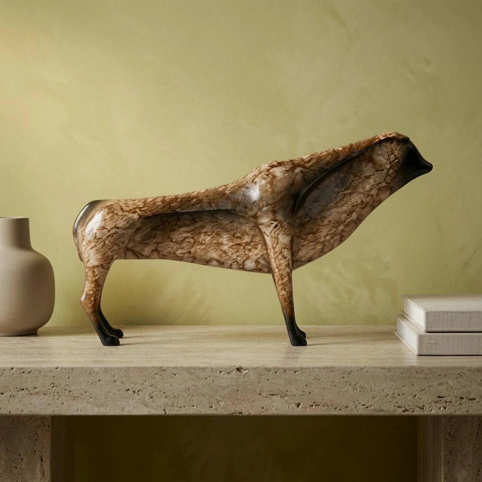 Abstract Bull Figurine Polished Metal Bull Statue Home Decor Modern Alloy for Living Room, Study
Abstract Bull Figurine Polished Metal Bull Statue Home Decor Modern Alloy for Living Room, Study