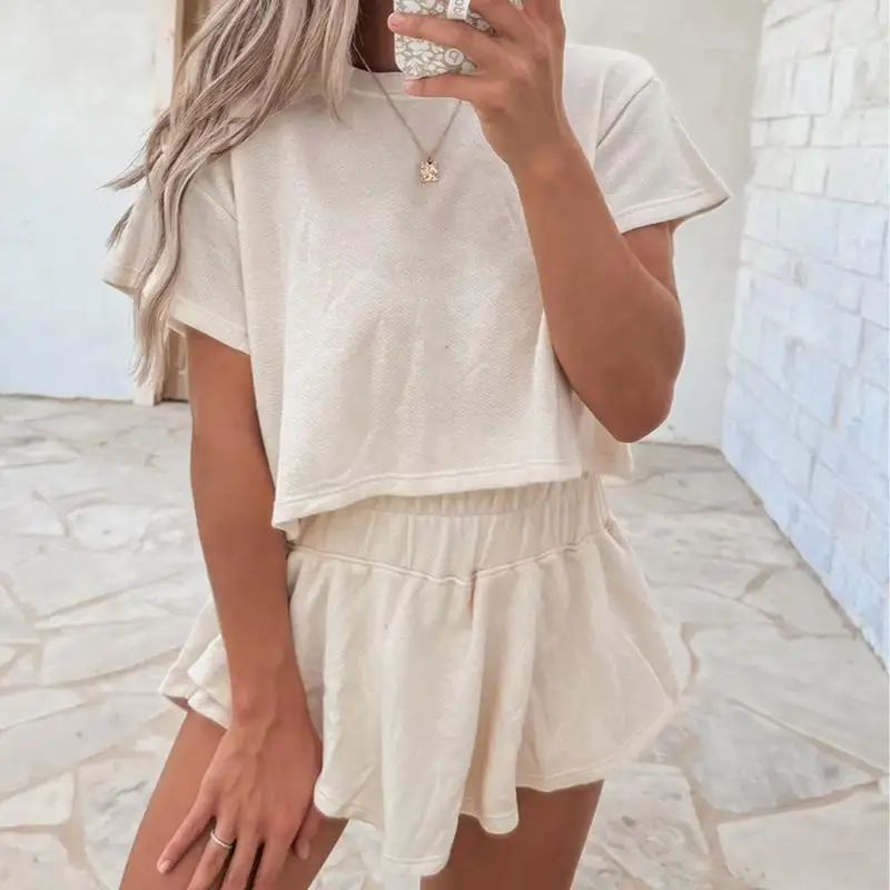 Pure Color Short Skirt Set Women's Fashion Ensemble Summer Season Brandless Apparel Versatile Outfit for Casual Occasions
Pure Color Short Skirt Set Women's Fashion Ensemble Summer Season Brandless Apparel Versatile Outfit for Casual Occasions