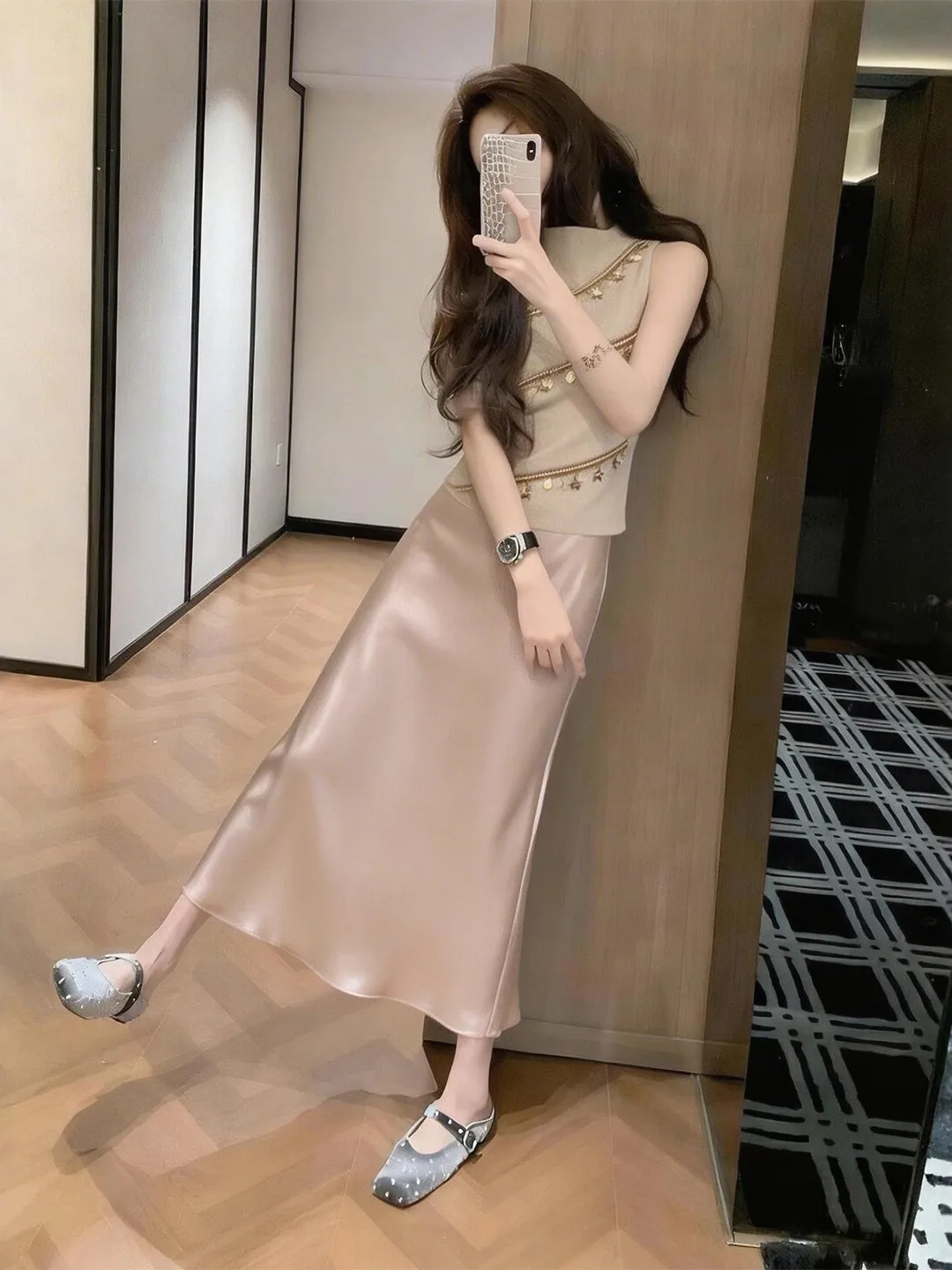 Retro Ladylike Style Vest Top And Skirt Two-Piece Set Summer Fashion Casual Cotton Anti-Wrinkle Mid-Elastic Slim Fit
Retro Ladylike Style Vest Top And Skirt Two-Piece Set Summer Fashion Casual Cotton Anti-Wrinkle Mid-Elastic Slim Fit
