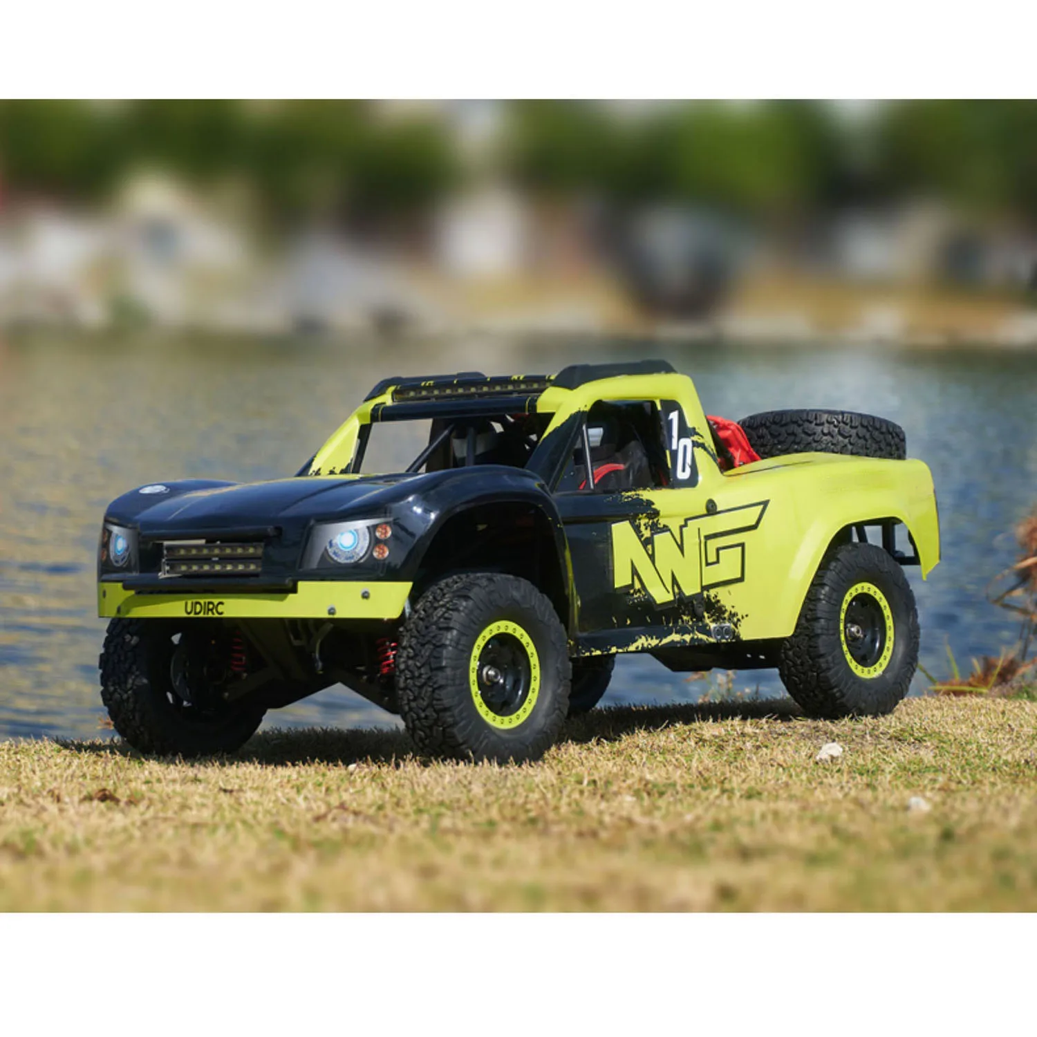 Toys Gifts UdiRC UD1002 1/10 2.4G 4x4 Radio Control Car All Terrain Desert Truck RC Off Road Vehicle 2700KV Brushless Motor ESC
Toys Gifts UdiRC UD1002 1/10 2.4G 4x4 Radio Control Car All Terrain Desert Truck RC Off Road Vehicle 2700KV Brushless Motor ESC