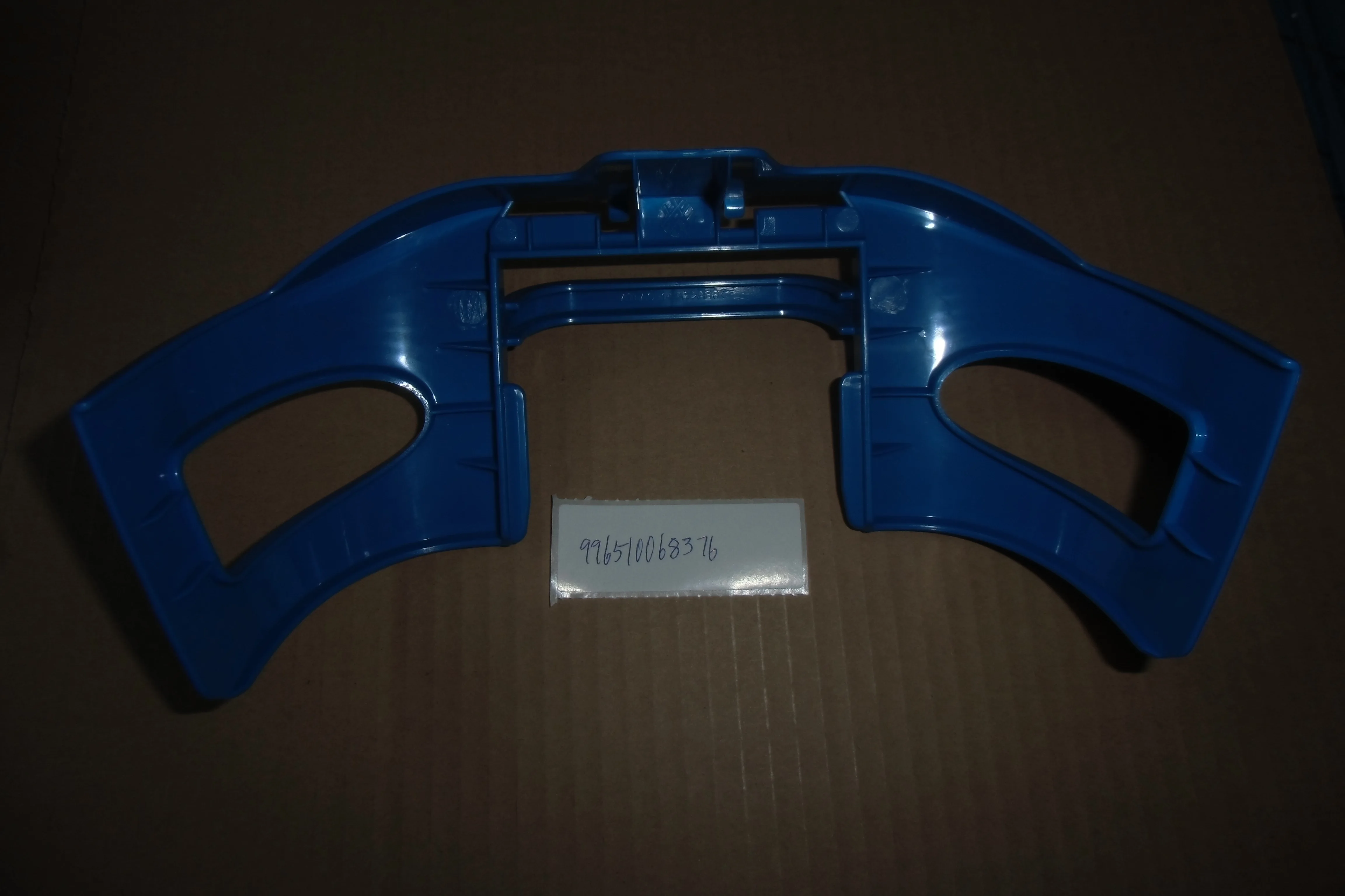 1Pc for Philips vacuum cleaner bag holder FC8650 8651 8656 8657 8662 Plastic accessories
1Pc for Philips vacuum cleaner bag holder FC8650 8651 8656 8657 8662 Plastic accessories