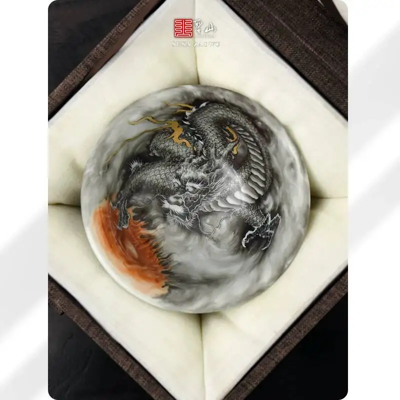 Sacred Mountain Jingdezhen Mo Long Hand-Painted Pressed Hand Lid Bowl Vintage Ceramic Set Tea Master Cup
Sacred Mountain Jingdezhen Mo Long Hand-Painted Pressed Hand Lid Bowl Vintage Ceramic Set Tea Master Cup