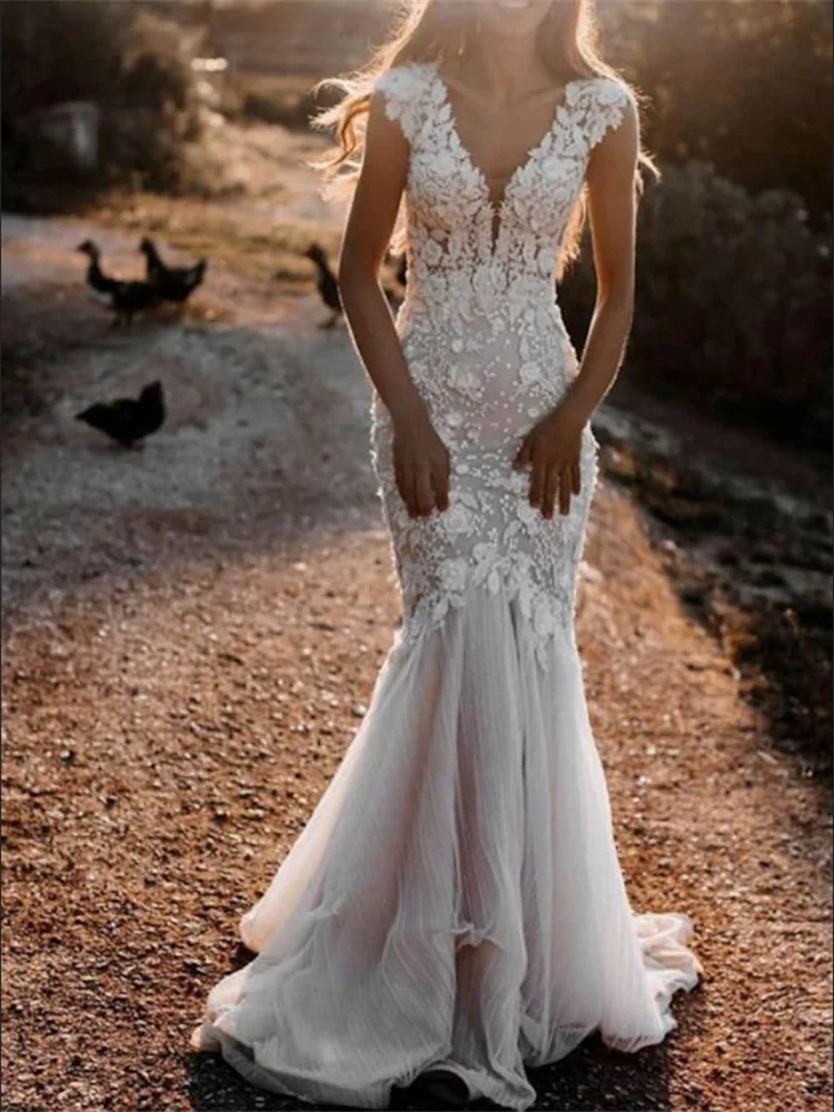Church Ball Gown Wedding Dresses Chapel Train Formal Sleeveless Lace With Appliques Bridal Gowns Elegant Dresses For Women
Church Ball Gown Wedding Dresses Chapel Train Formal Sleeveless Lace With Appliques Bridal Gowns Elegant Dresses For Women