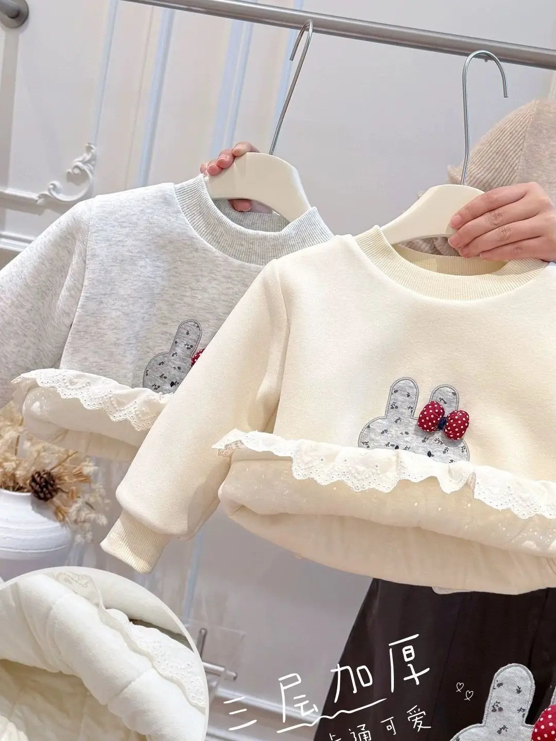 Зимний термохлопковый свитшот для девочек, повседневная футболка с тремя слоями, хлопковая зимняя футболка для выживания, базовый слой, топ
Зимний термохлопковый свитшот для девочек, повседневная футболка с тремя слоями, хлопковая зимняя футболка для выживания, базовый слой, топ