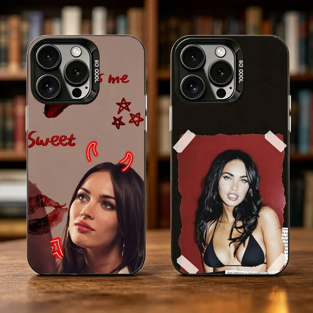Movie Actoress Megan F-Fox Phone Case For iPhone 17,16,15,14,13,12,11 Plus,Pro Max,XS,Colored Silver Plated Inside Cover
Movie Actoress Megan F-Fox Phone Case For iPhone 17,16,15,14,13,12,11 Plus,Pro Max,XS,Colored Silver Plated Inside Cover