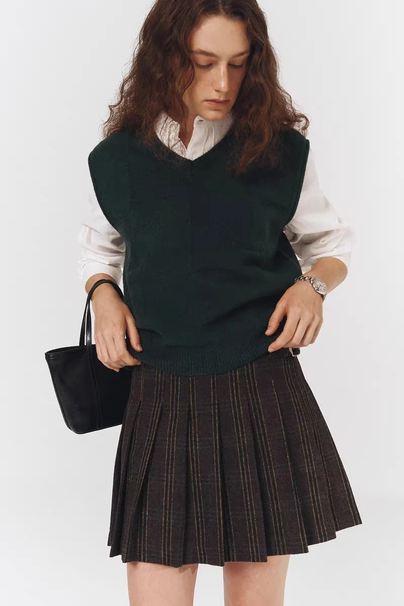 Classic Plaid Skirt with D**t Belt Woolen College Sle A-Line Skirts Korean mid Waist Polyester Blend Autumn 2023
Classic Plaid Skirt with D**t Belt Woolen College Sle A-Line Skirts Korean mid Waist Polyester Blend Autumn 2023