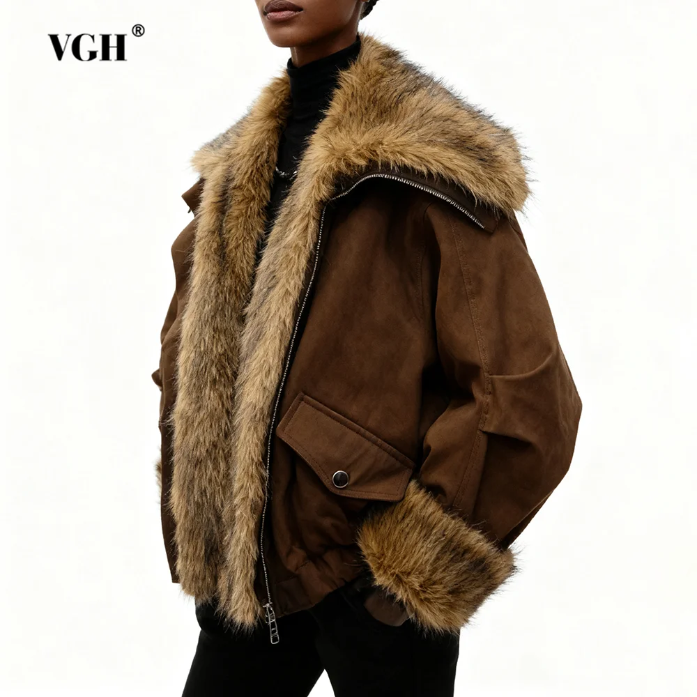 VGH Design Sense Solid Slimming Short Jackets For Women V Neck Long Sleeve Spliced Fuzz Autumn Warm Jacket Female Fashion New
VGH Design Sense Solid Slimming Short Jackets For Women V Neck Long Sleeve Spliced Fuzz Autumn Warm Jacket Female Fashion New