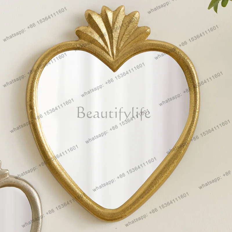 French heart-shaped wall-mounted art mirror background wall entrance entrance fireplace decorative mirror household
French heart-shaped wall-mounted art mirror background wall entrance entrance fireplace decorative mirror household
