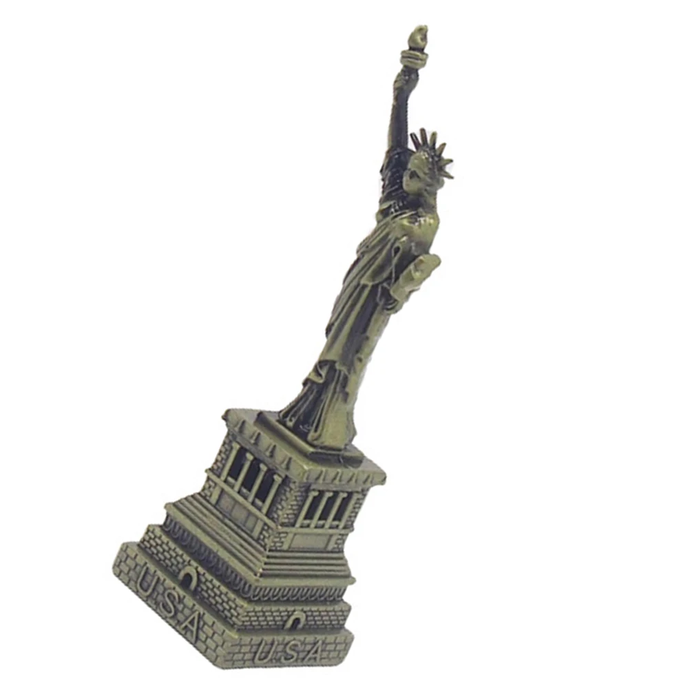 Metal Statue of Liberty 18cm Decorative Home Office Garden Adornment Desktop Model Lightweight Compact Metal Ornament
Metal Statue of Liberty 18cm Decorative Home Office Garden Adornment Desktop Model Lightweight Compact Metal Ornament