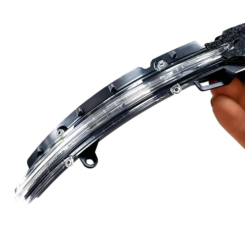 Поворотник зеркала заднего вида для SKYWORTH EV6, ET5 
Поворотник зеркала заднего вида для SKYWORTH EV6, ET5