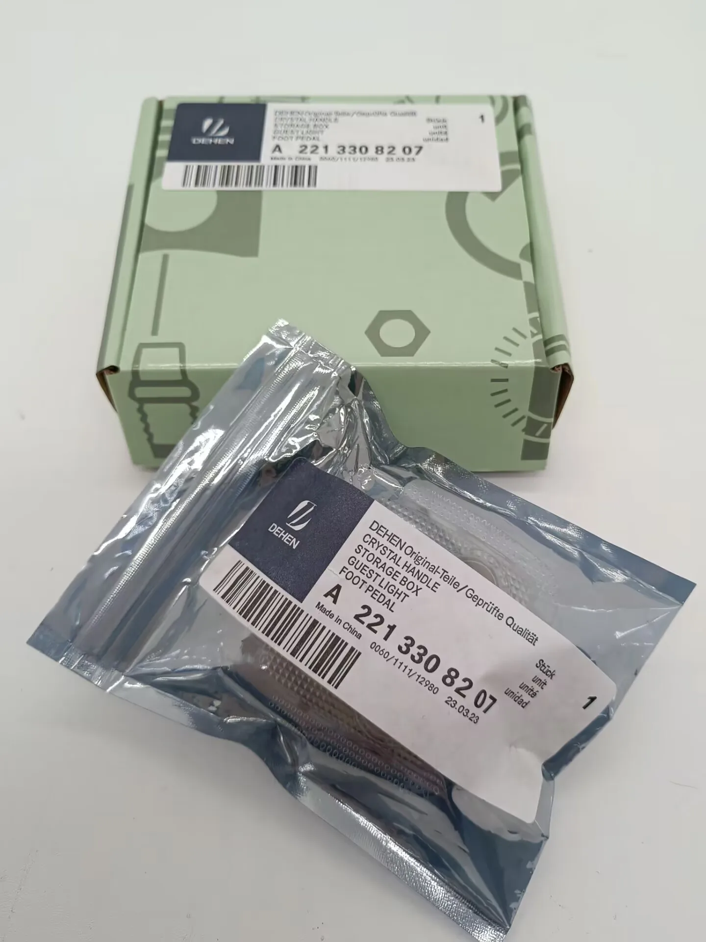 Для Benz S-Class W221 S350 S450 S300 S500 S63 S65 2006-2013 HD светодиодный логотип автомобиля Добро пожаловать свет двери портативный лазерный призрачный теневой светильник 
Для Benz S-Class W221 S350 S450 S300 S500 S63 S65 2006-2013 HD светодиодный логотип автомобиля Добро пожаловать свет двери портативный лазерный призрачный теневой светильник