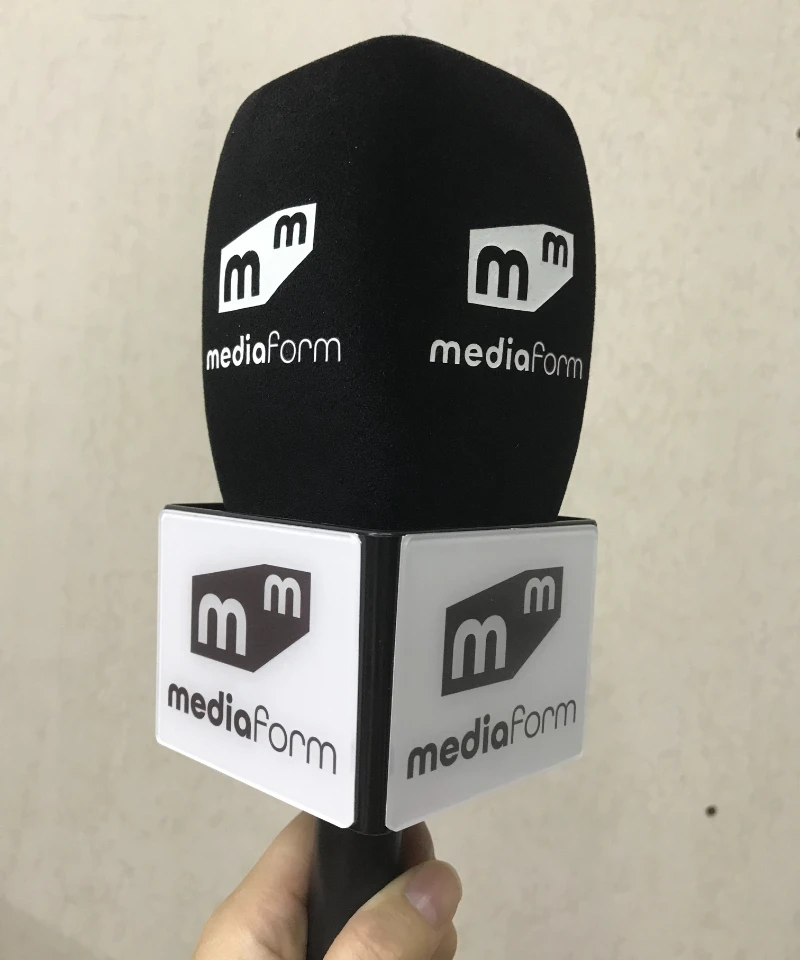 Беспроводной петличный микрофон, держатель для микрофона, ручка, подставка, адаптер для прямой трансляции с губкой и настраиваемым логотипом
Беспроводной петличный микрофон, держатель для микрофона, ручка, подставка, адаптер для прямой трансляции с губкой и настраиваемым логотипом