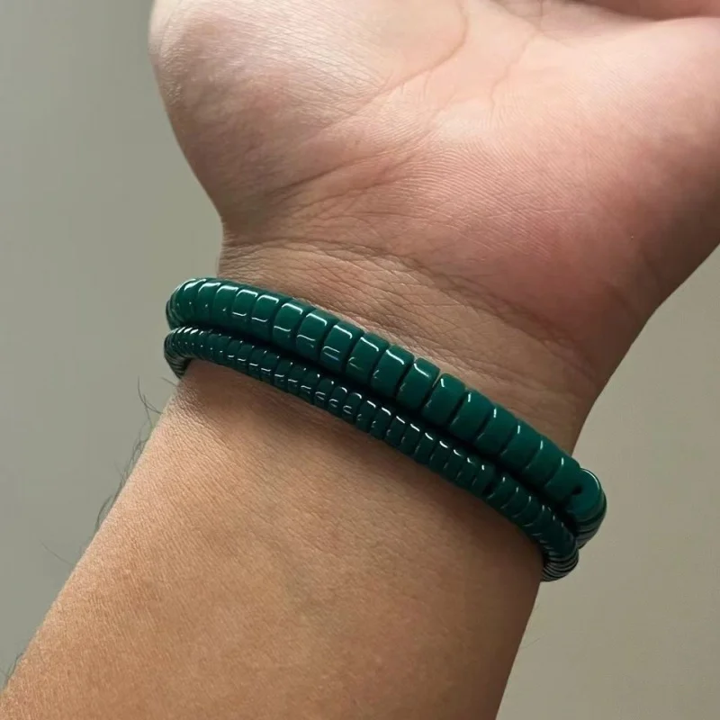 Natural Hubei High Porcelain Turquoise Old Type Tablet Bracelet Men and Women with Spacer
Natural Hubei High Porcelain Turquoise Old Type Tablet Bracelet Men and Women with Spacer