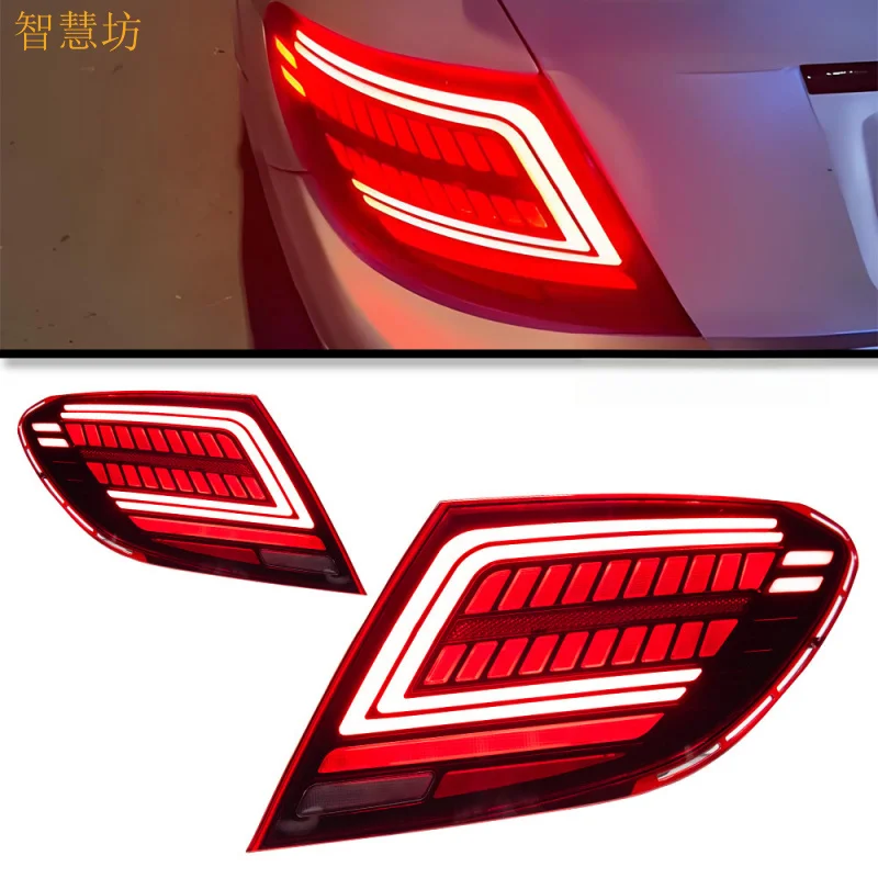 Suitable for 07-13 Mercedes-Benz C-Class W204 Tail Light Assembly E260 Dragon Scale Tail Light Modified LED Flowing Turn Signal
Suitable for 07-13 Mercedes-Benz C-Class W204 Tail Light Assembly E260 Dragon Scale Tail Light Modified LED Flowing Turn Signal