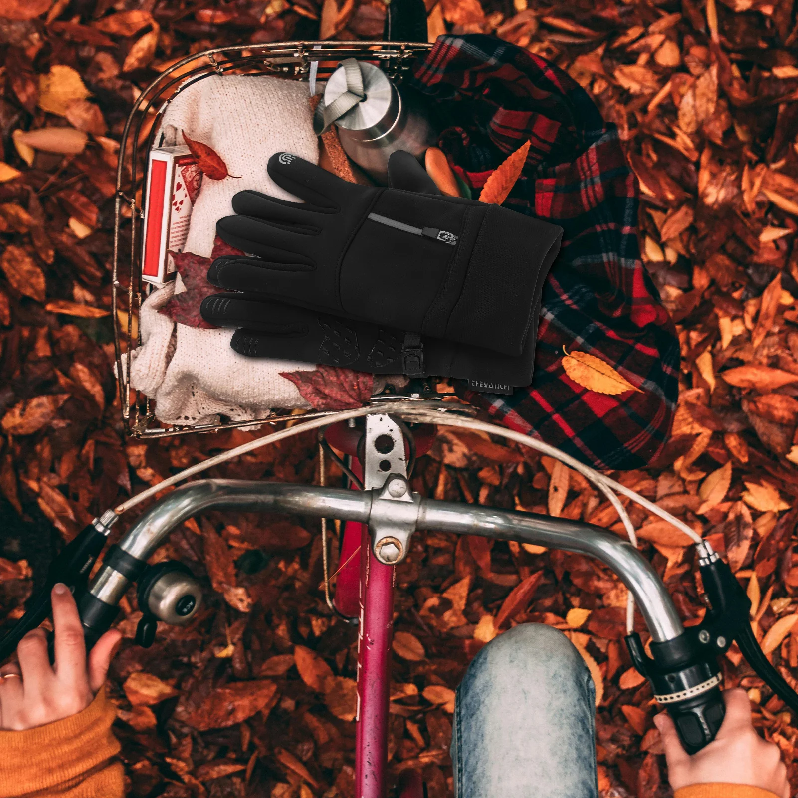 Winter Cycling Gloves Men Women Waterproof Windproof Thermal Touch Screen Gloves for Driving Sports
Winter Cycling Gloves Men Women Waterproof Windproof Thermal Touch Screen Gloves for Driving Sports