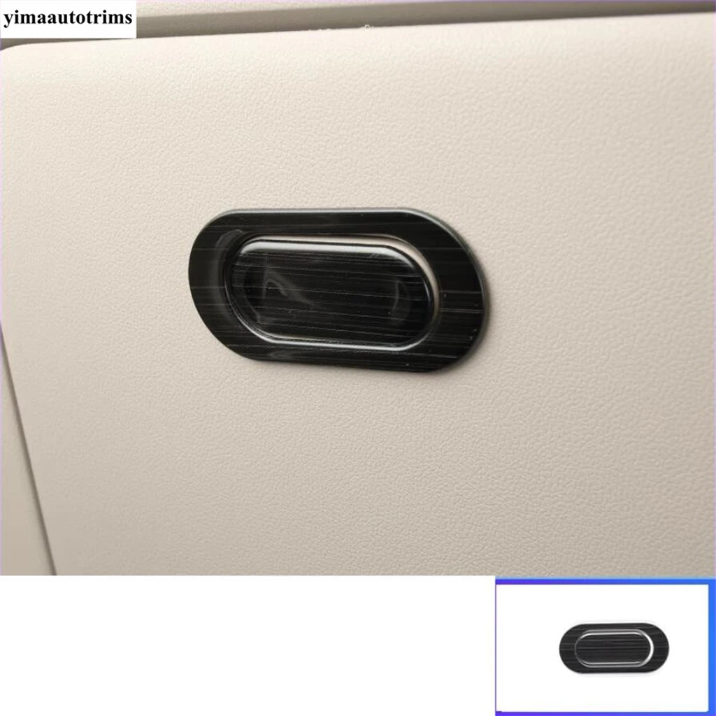 Dashboard Air AC Vent Outlet / Glove Box Sequins Panel Cover Trim Stainless Steel Accessories For GWM Ora Good Cat 2020 - 2024
Dashboard Air AC Vent Outlet / Glove Box Sequins Panel Cover Trim Stainless Steel Accessories For GWM Ora Good Cat 2020 - 2024