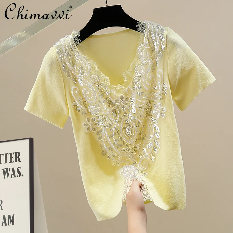 Fashion Heavy Sequined V-neck Short-sleeved T-shirt 2025 Summer New French Short-sleeved Temperament Sweet Girl T-shirt Top
Fashion Heavy Sequined V-neck Short-sleeved T-shirt 2025 Summer New French Short-sleeved Temperament Sweet Girl T-shirt Top