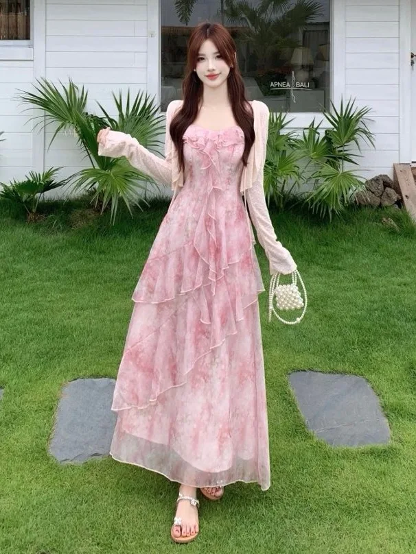 plus Size Summer New Long Sleeve Open Cardigan Top And Floral Halter Dress Set High Waist Korean Style Commute Fashion Ensemble
plus Size Summer New Long Sleeve Open Cardigan Top And Floral Halter Dress Set High Waist Korean Style Commute Fashion Ensemble