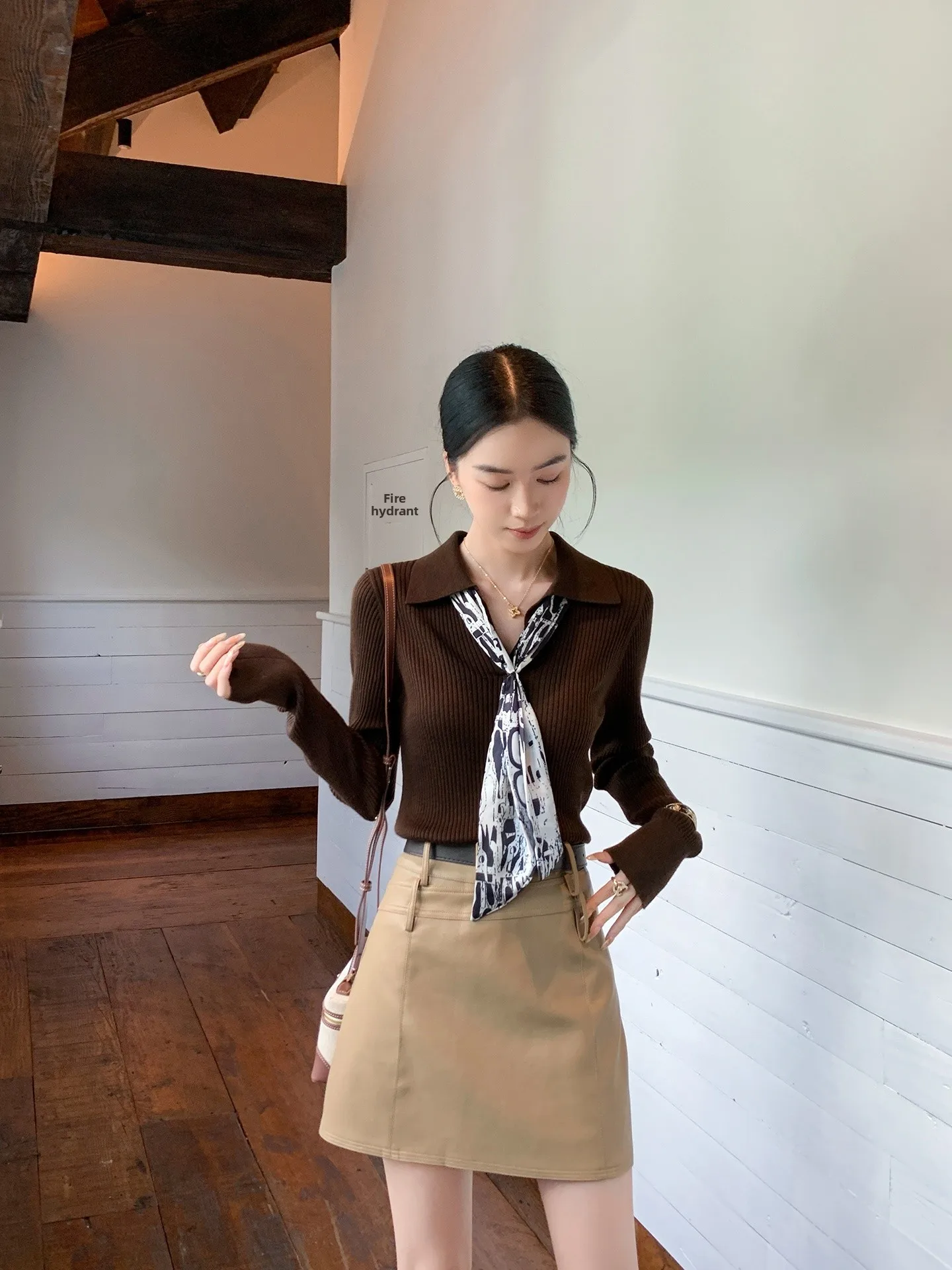 Женский шерстяной шарф-свитер Binguo, вязаный, повседневный, приталенный, длинный, кофейного цвета, весенняя новинка, модный топ
Женский шерстяной шарф-свитер Binguo, вязаный, повседневный, приталенный, длинный, кофейного цвета, весенняя новинка, модный топ