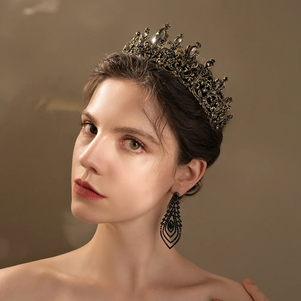 CC Black Crowns for Wedding Women Accessories Engagement Hair Ornaments Bridal Headbands Vintage Diadems Prom Dress Headpiece
CC Black Crowns for Wedding Women Accessories Engagement Hair Ornaments Bridal Headbands Vintage Diadems Prom Dress Headpiece
