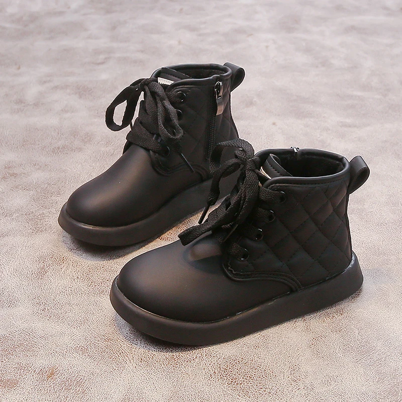 Girl Winter Boots Thick Bottom Causal Warm Plush Kid's Shoes Solid Color Children Cotton Boots 2025 New Fashion Ankle Boots
Girl Winter Boots Thick Bottom Causal Warm Plush Kid's Shoes Solid Color Children Cotton Boots 2025 New Fashion Ankle Boots