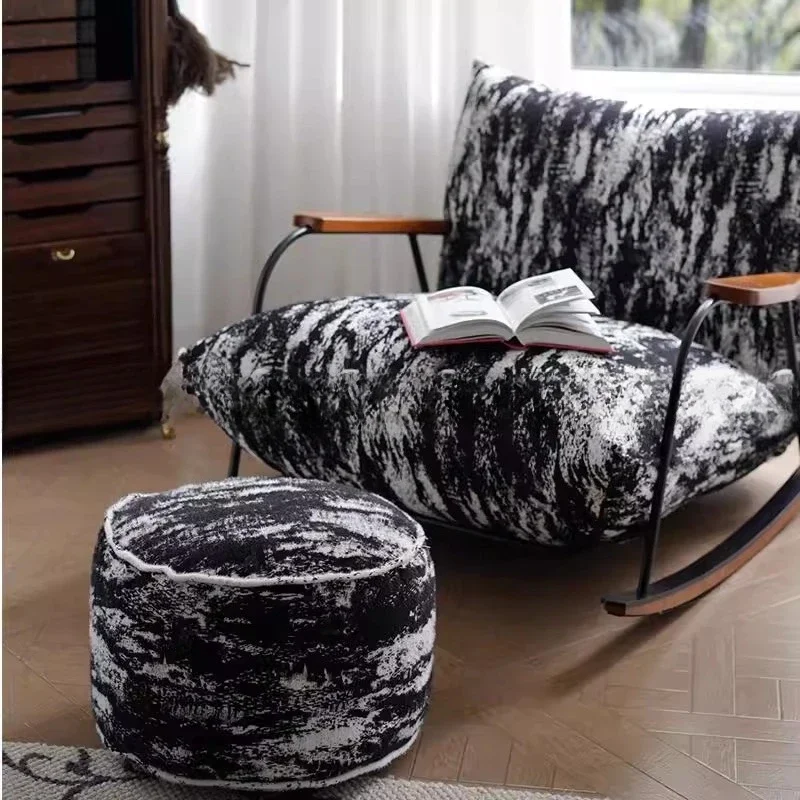 Nordic simplicity, ink rocking chair single sofa, lazy chair Italian minimalism
Nordic simplicity, ink rocking chair single sofa, lazy chair Italian minimalism